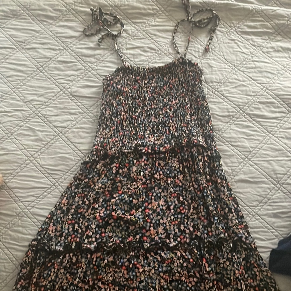 Tie strap black floral sundress. Only worn a couple of times.XSmall